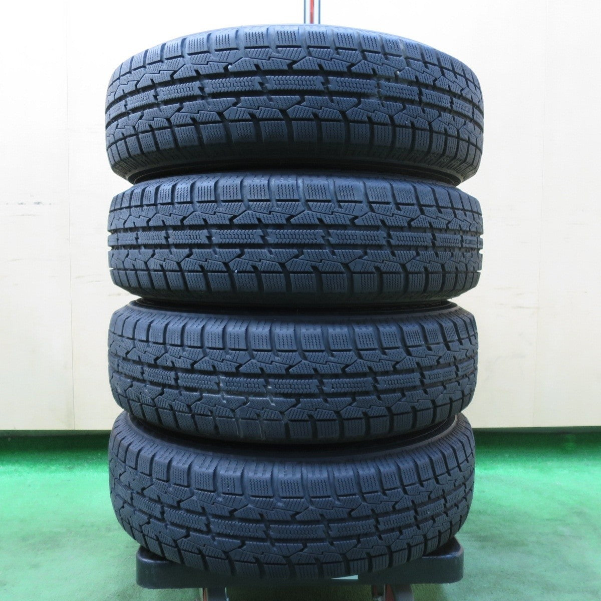 バリ溝！キレイ！9分★スタッドレス 155/80R13 トーヨー オブザーブ ガリット GIZ JOKER ジョーカー PCD100/4H★4113006イス