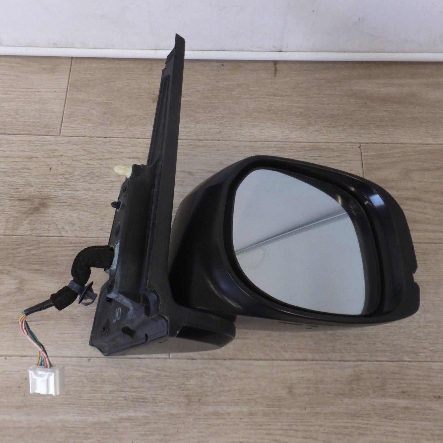 [送料無料] ★ホンダ HONDA 純正 N-box JF3 ドアミラー TTA R 右　KT25A SAE E215★