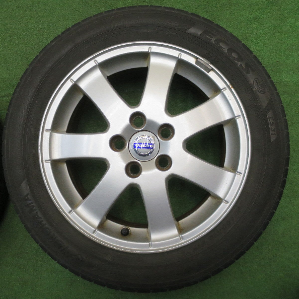 4本価格★ボルボ V50 S40 純正 205/55R16 ヨコハマ エコス ES31 16インチ PCD108/5H★6021102NJノ