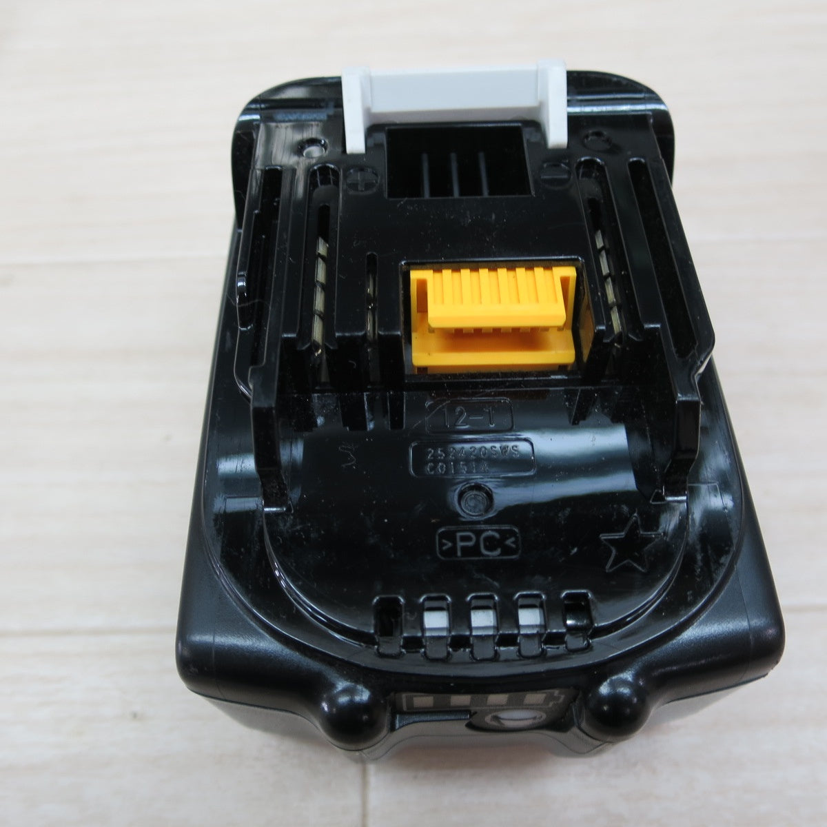 [送料無料] ☆マキタ 純正 Li-on リチウム イオン バッテリー BL1860B 雪マーク付き DC 18V 6.0Ah 108Wh 電動 工具 makita☆