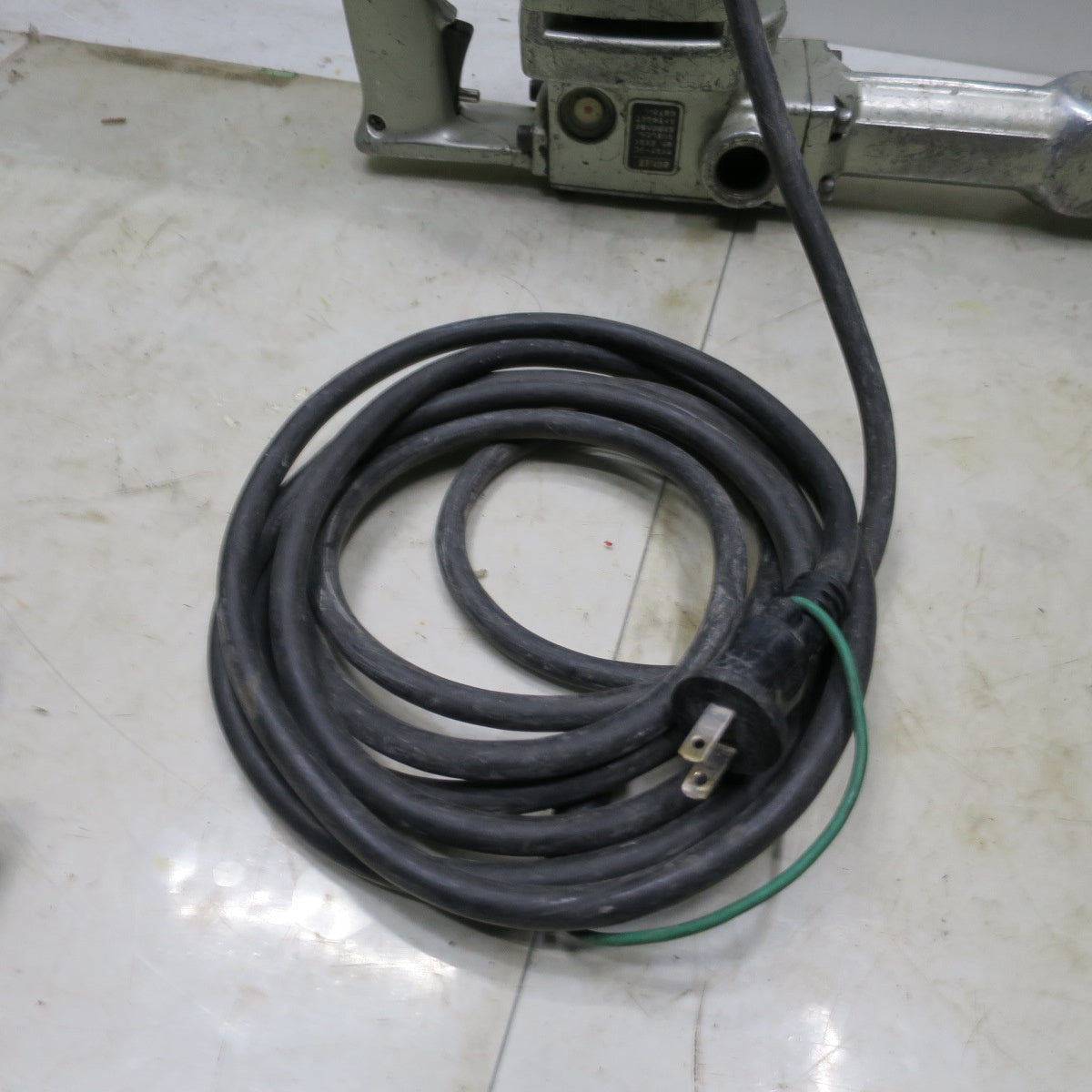 [送料無料] 付属品付き◆RYOBI リョービ コンクリート ハンマー CH-420A 電動 工具 100V コード式 はつり ハツリ 斫り◆