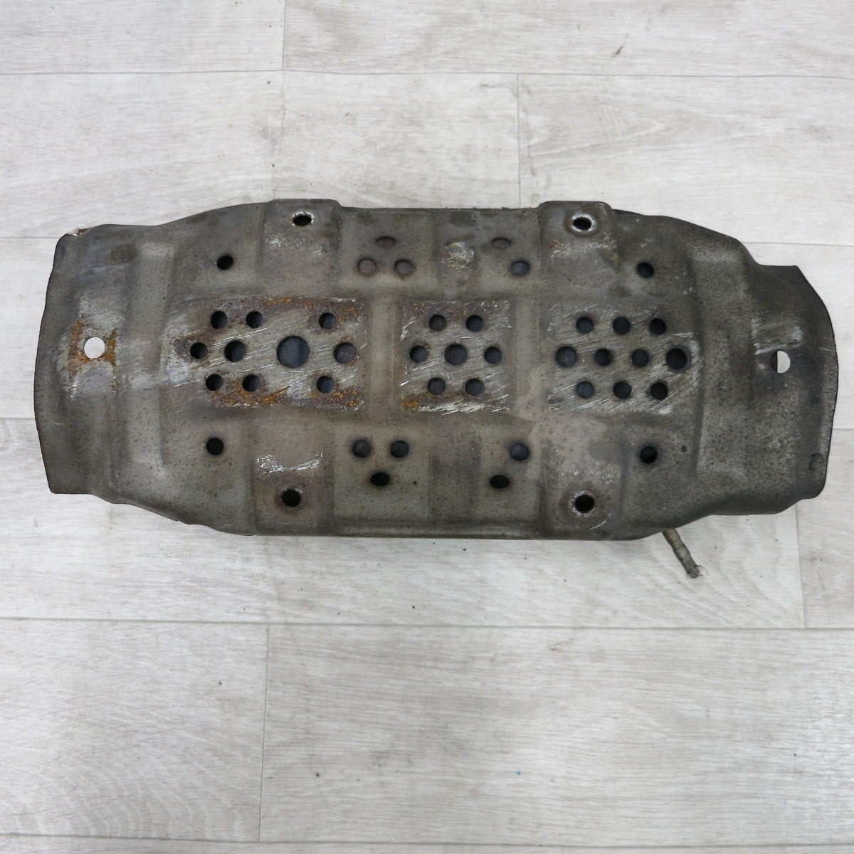 [送料無料] ◆日産 スカイライン HCR32 R32 純正 触媒 ショクバイ キャタライザー コンバーター 遮熱板 付き◆