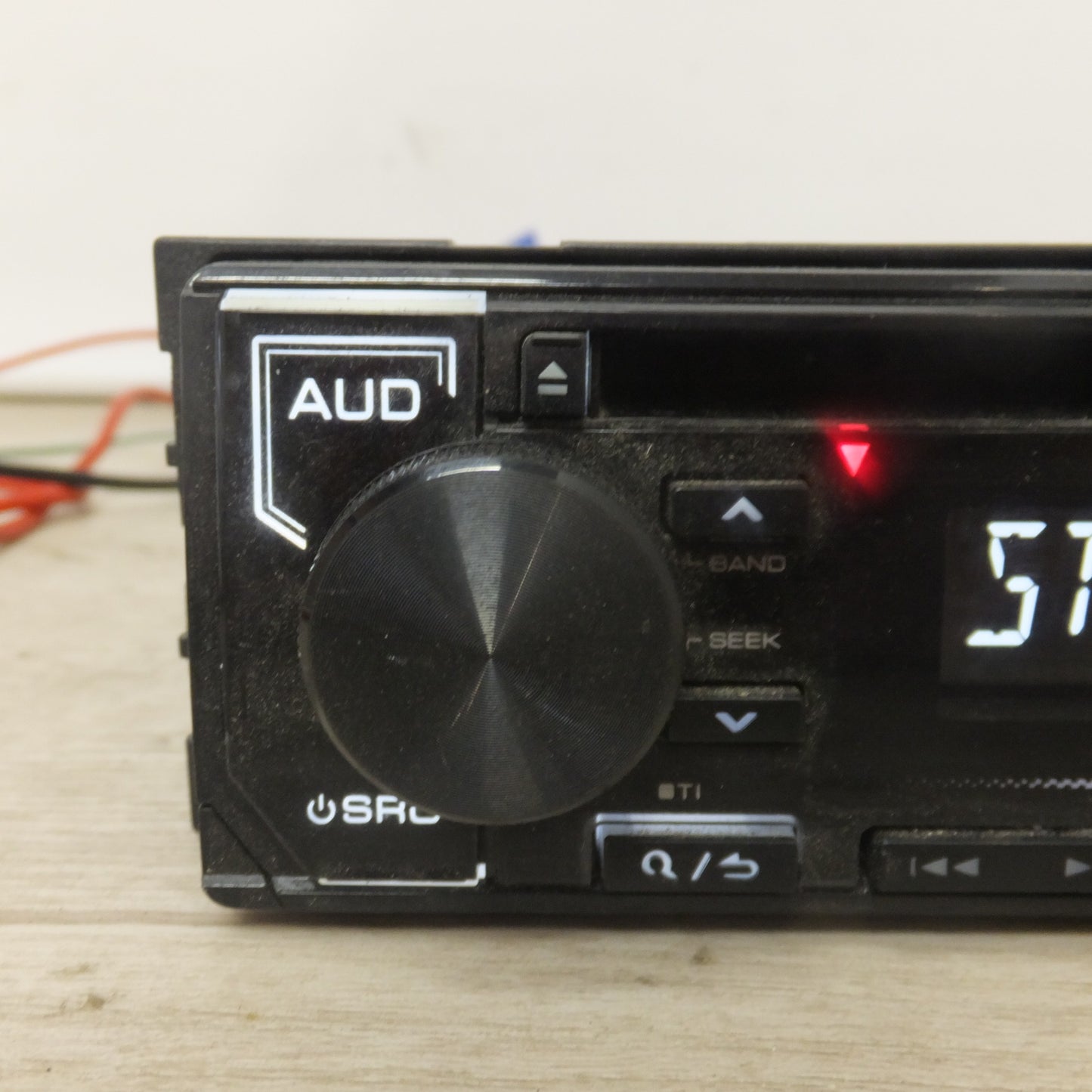 [送料無料] ★ケンウッド KENWOOD カーオーディオ 1DIN コンポ CDレシーバー CD RECEIVER U330 U330W(71★