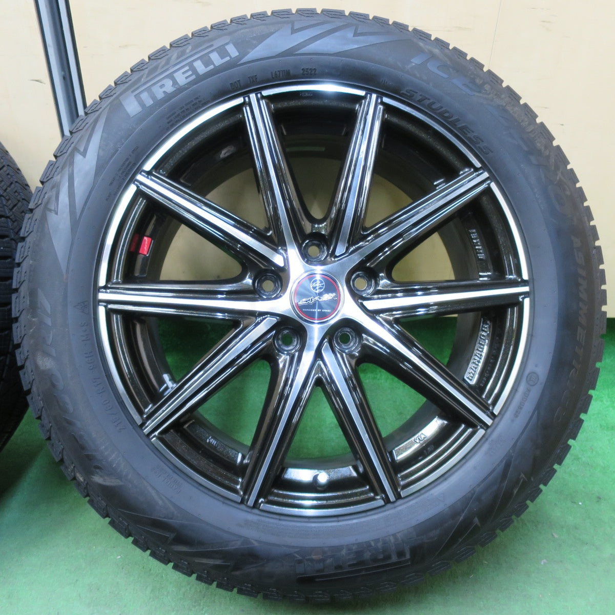 [送料無料] バリ溝！22年！キレイ！9.5分★スタッドレス 215/60R17 ピレリ アイスゼロ アシンメトリコ SMACK ENKEI 17インチ スマック エンケイ PCD114.3/5H★5012715イス