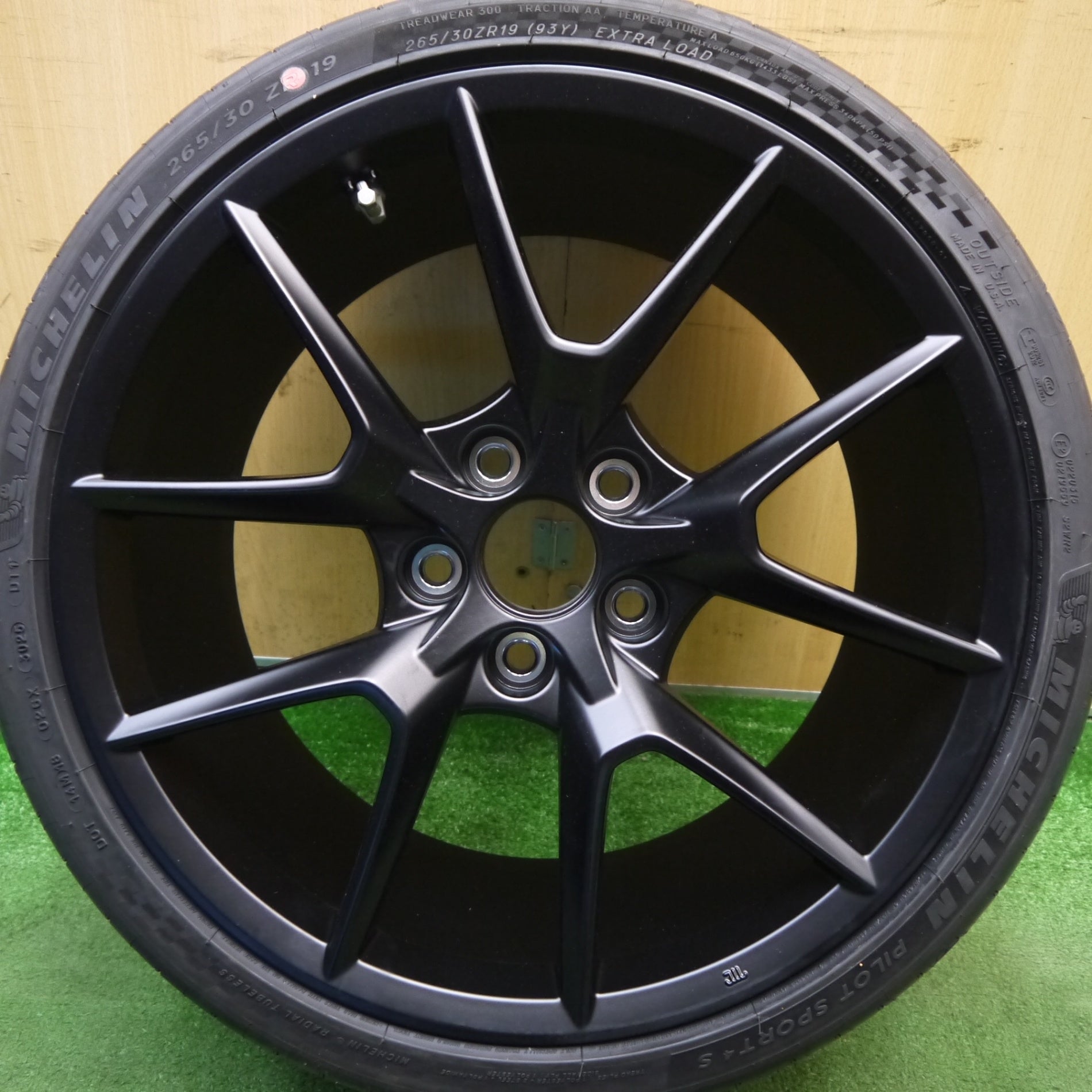 MICHELIN | 名古屋/岐阜の中古カー用品・工具の買取/販売ならガレージ