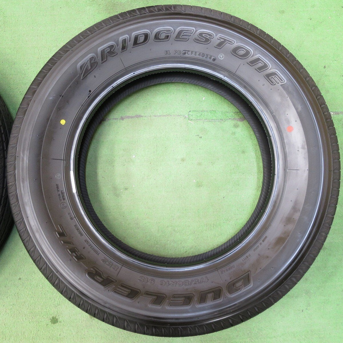 新車外し！24年★ジムニー 175/80R16 ブリヂストン デューラー H/L 852 タイヤ 16インチ★5040306イノタ