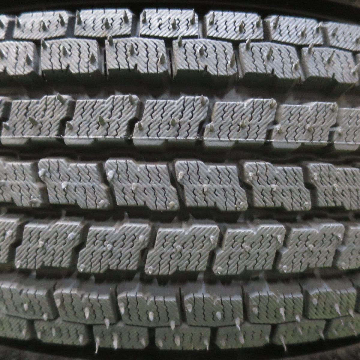 超バリ溝！25年！キレイ！ほぼ10分★スタッドレス 145/80R12 80/78N ヨコハマ アイスガード iG91 スチール ホイール 12インチ PCD100/4H★5122704イス