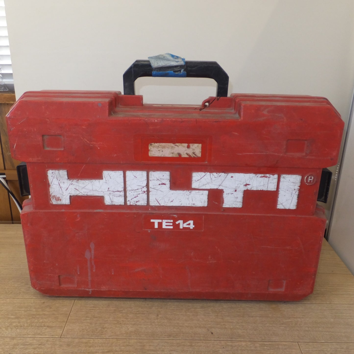 [送料無料] ★ヒルティ HILTI ロータリーハンマードリル TE14　100V 550W 50/60Hz★