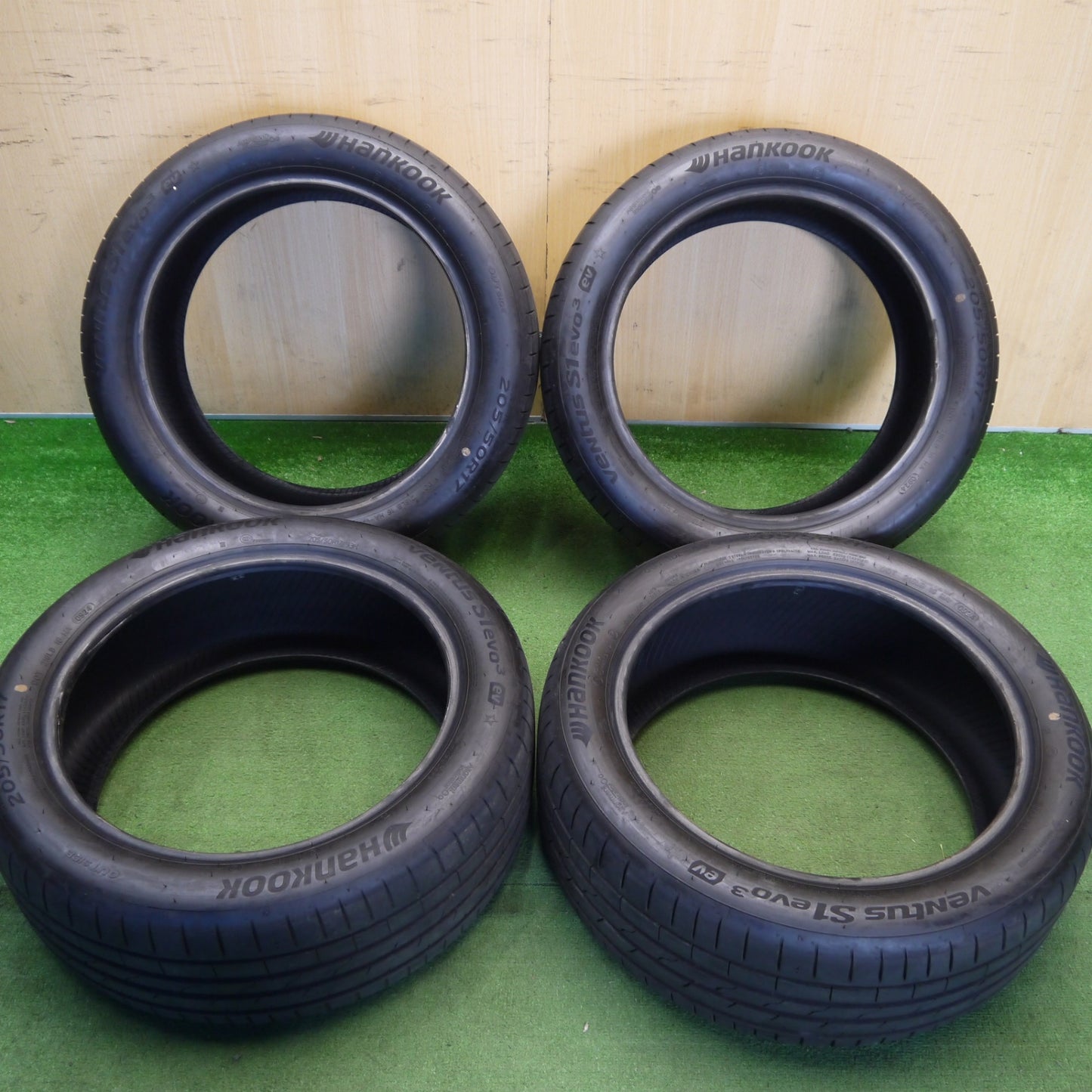 ほぼ未使用！新車外し！24年★205/50R17 ハンコック ベンタス S1 evo3 ev タイヤ 17インチ ミニ クーパー EV用 等★6041705Hノタ