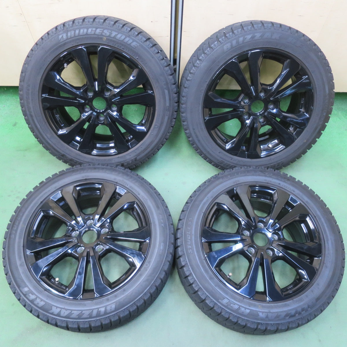 ADVAN | 名古屋/岐阜の中古カー用品・工具の買取/販売ならガレージゲット