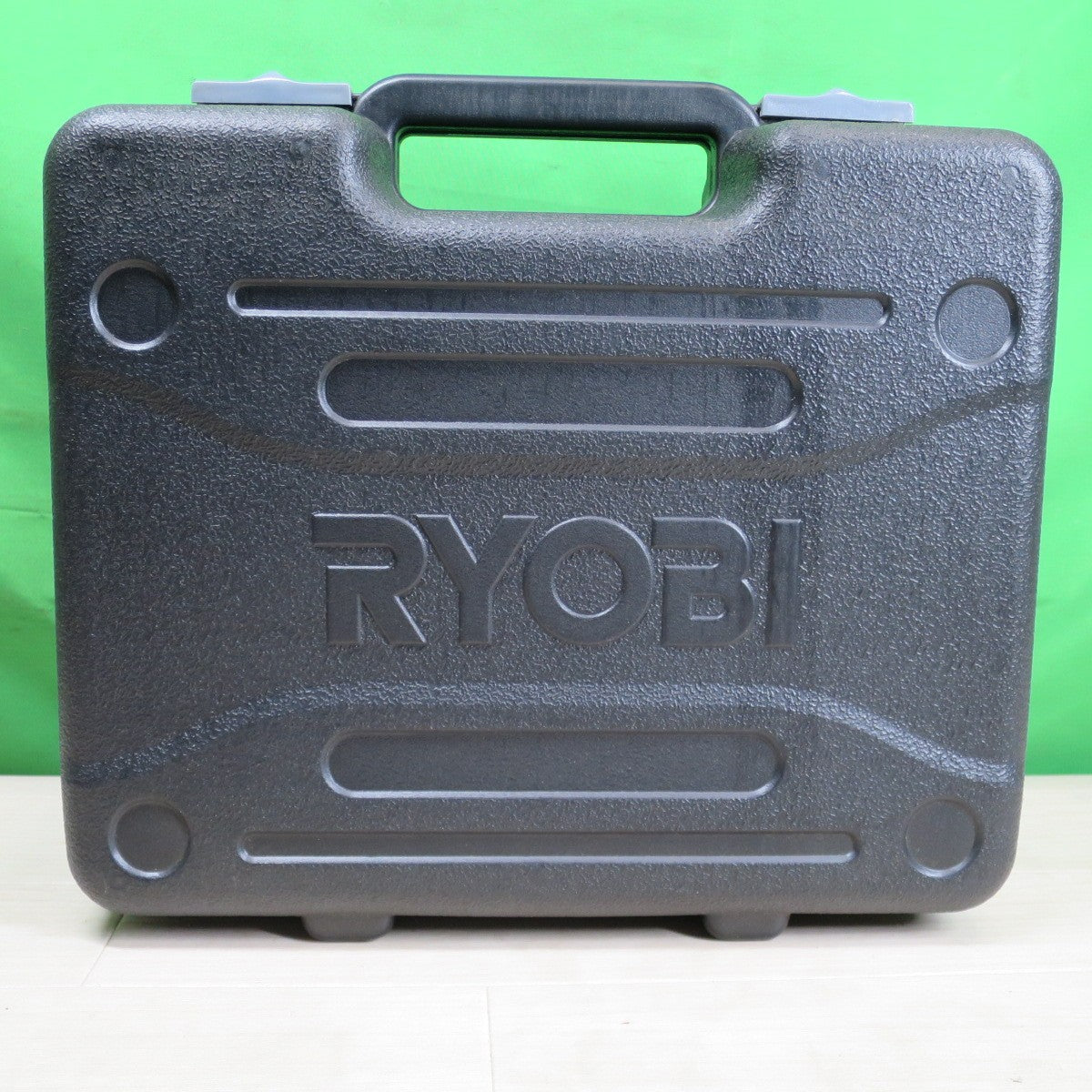 [送料無料] 美品！付属品付き☆京セラ 電気 のこぎり ASK-1010 電動 工具 切断機 ノコギリ KYOCERA 100V コード式☆