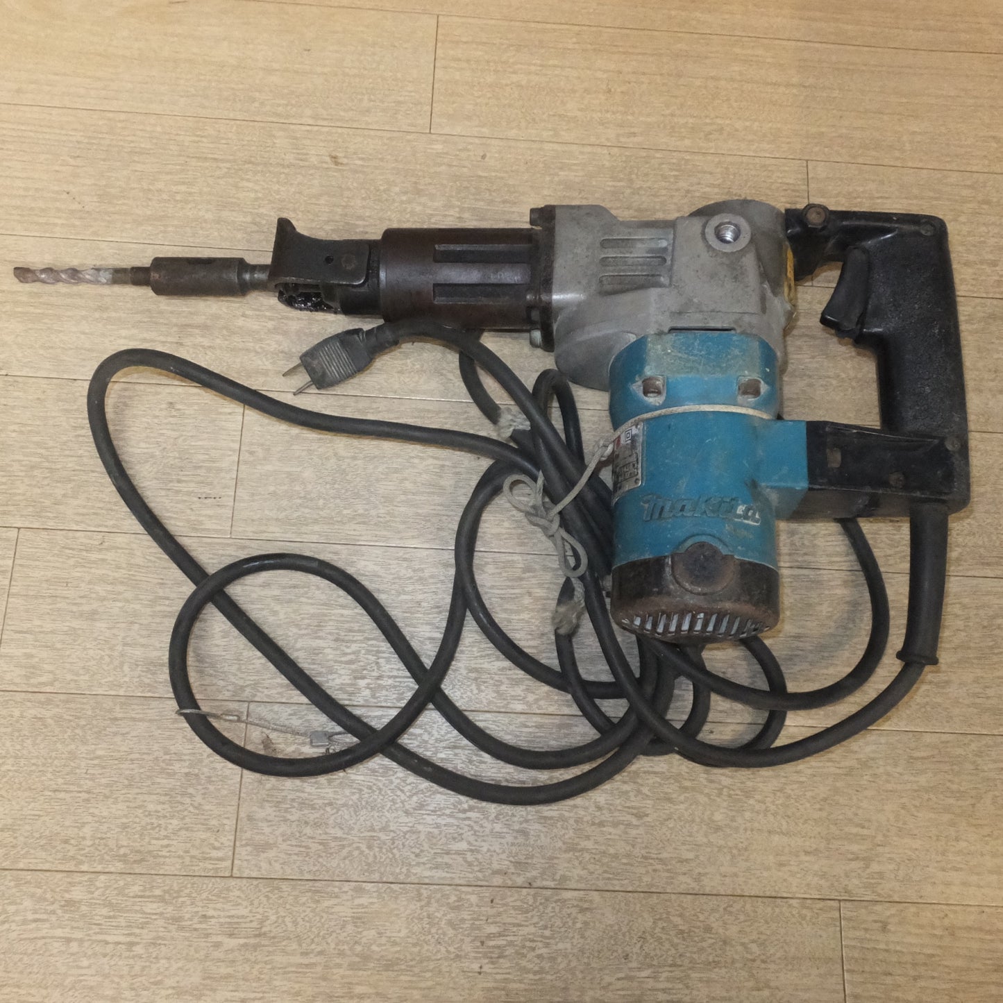 [送料無料] ★マキタ makita ハンマードリル HR3520　100V 11A 50-60Hz1050W★