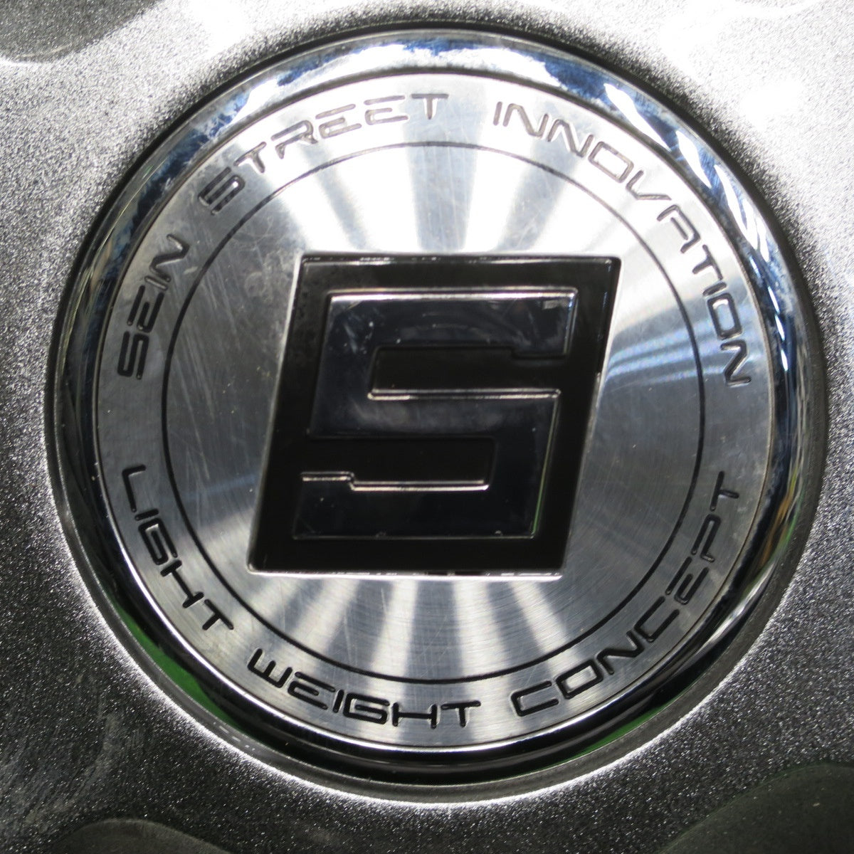 バリ溝！23年！キレイ！9.5分以上★スタッドレス 195/80R15 107/105L ダンロップ ウインターマックス SV01 SEIN ザイン 15インチ PCD139.7/6H★5121402NKス