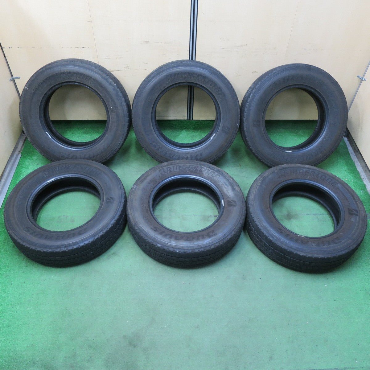 バリ溝！23年！9分！6本★トラック タイヤ 205/75R16 113/111N ブリヂストン デュラビス R207 DURAVIS 16インチ★5061507イノタ
