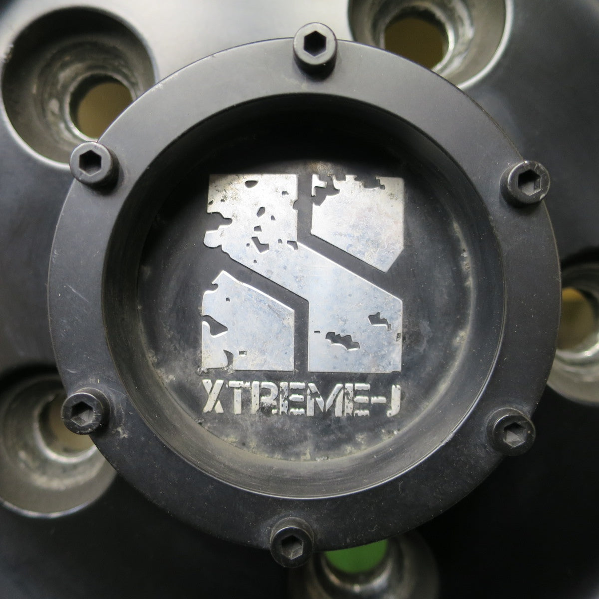 バリ溝！キレイ！8.5分★ジープ 等 XTREME-J XJ03 265/60R18 スタッドレス ヨコハマ ジオランダー i/T-S 18インチ エクストリームJ PCD127/5H★6032401ナス