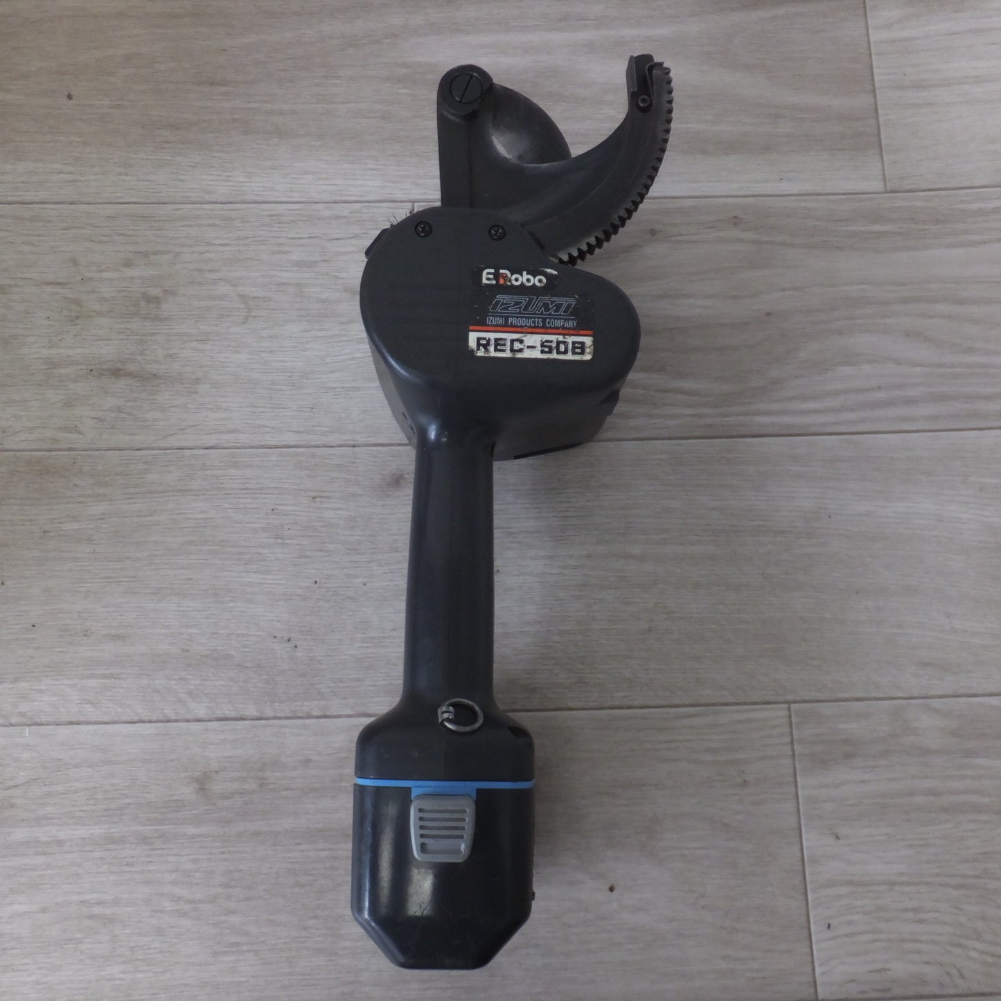 [送料無料] ジャンク★泉精器 IZUMI 充電式ケーブルカッター REC50B★