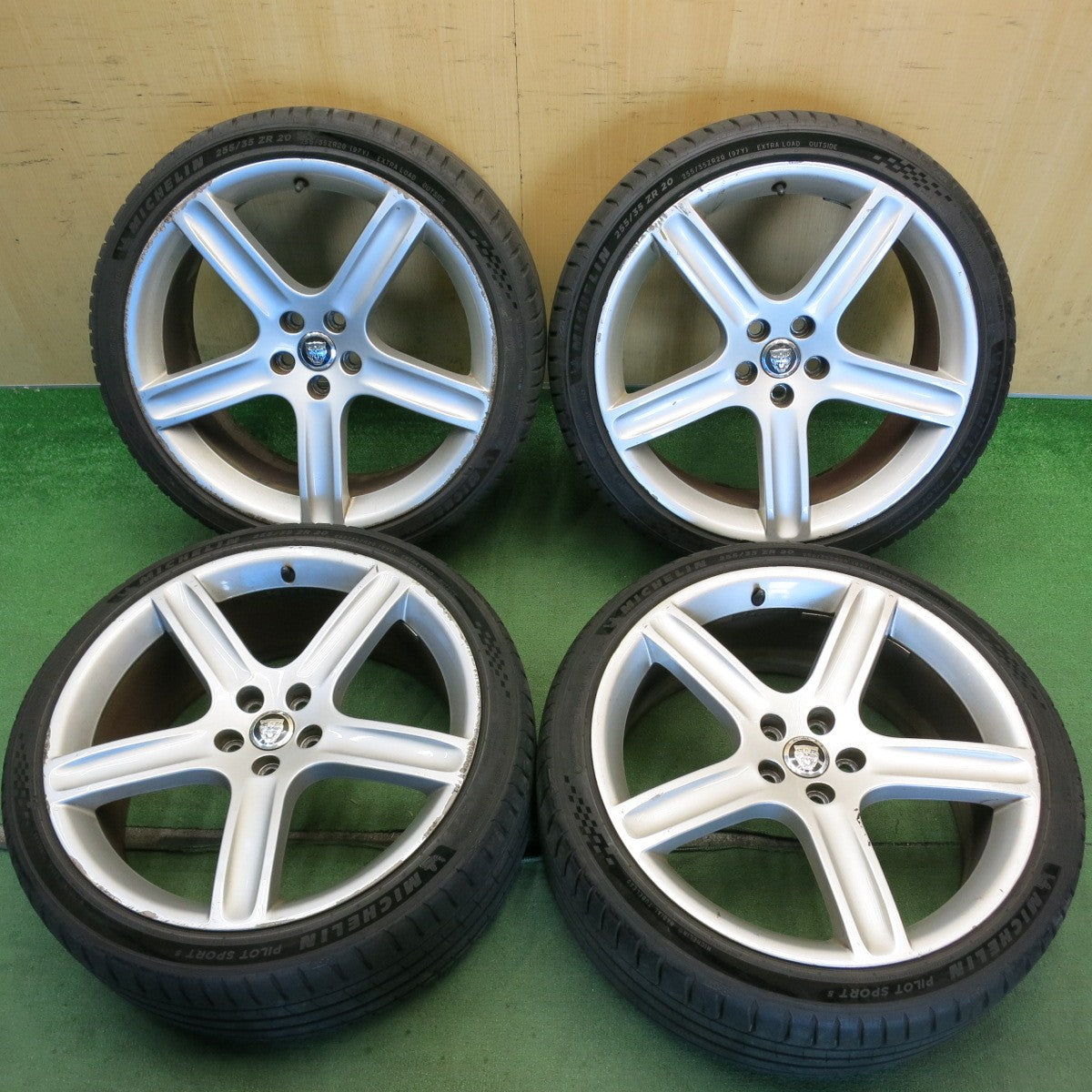 バリ溝！24年！9.5分◎ジャガー XJ 純正 255/35R20 ミシュラン パイロットスポーツ5 20インチ PCD108/5H◎6080205HAノ