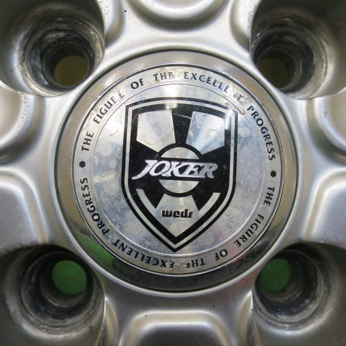[送料無料] 超バリ溝！23年！キレイ！ほぼ10分★スタッドレス 145/80R13 グッドイヤー アイスナビ7 JOKER ジョーカー 13インチ PCD100/4H★4120610イス