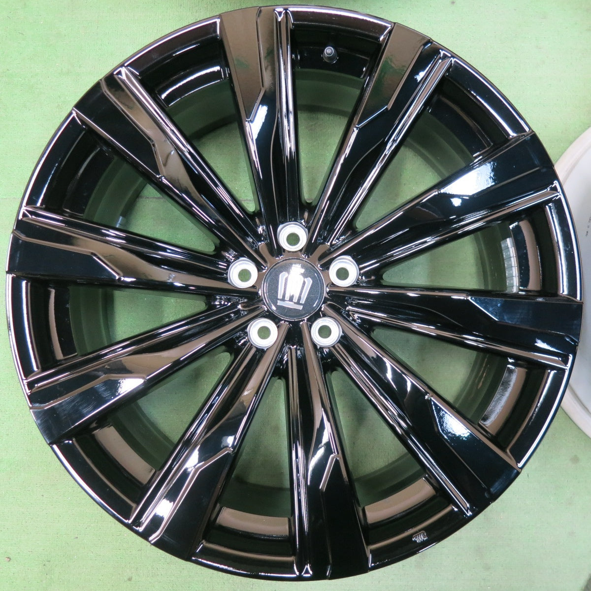 新車外し★トヨタ クラウン スポーツ Z 純正 ホイール 21インチ 21×8.5J PCD114.3/5H★5071804SYホ