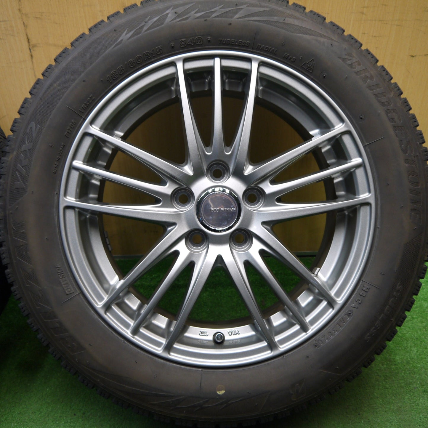 キレイ☆シエンタ 等 185/60R15 スタッドレス ブリヂストン ブリザック 