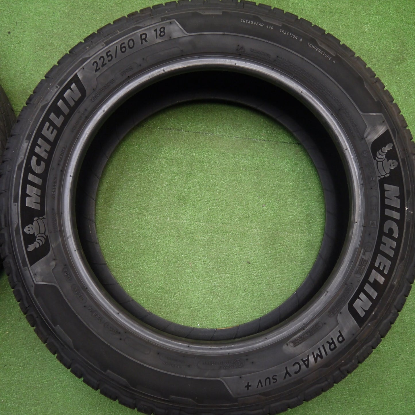 バリ溝！24年！9.5分★225/60R18 ミシュラン プライマシー SUV+ タイヤ 18インチ ハリアー RAV4 等★5120206Hノタ
