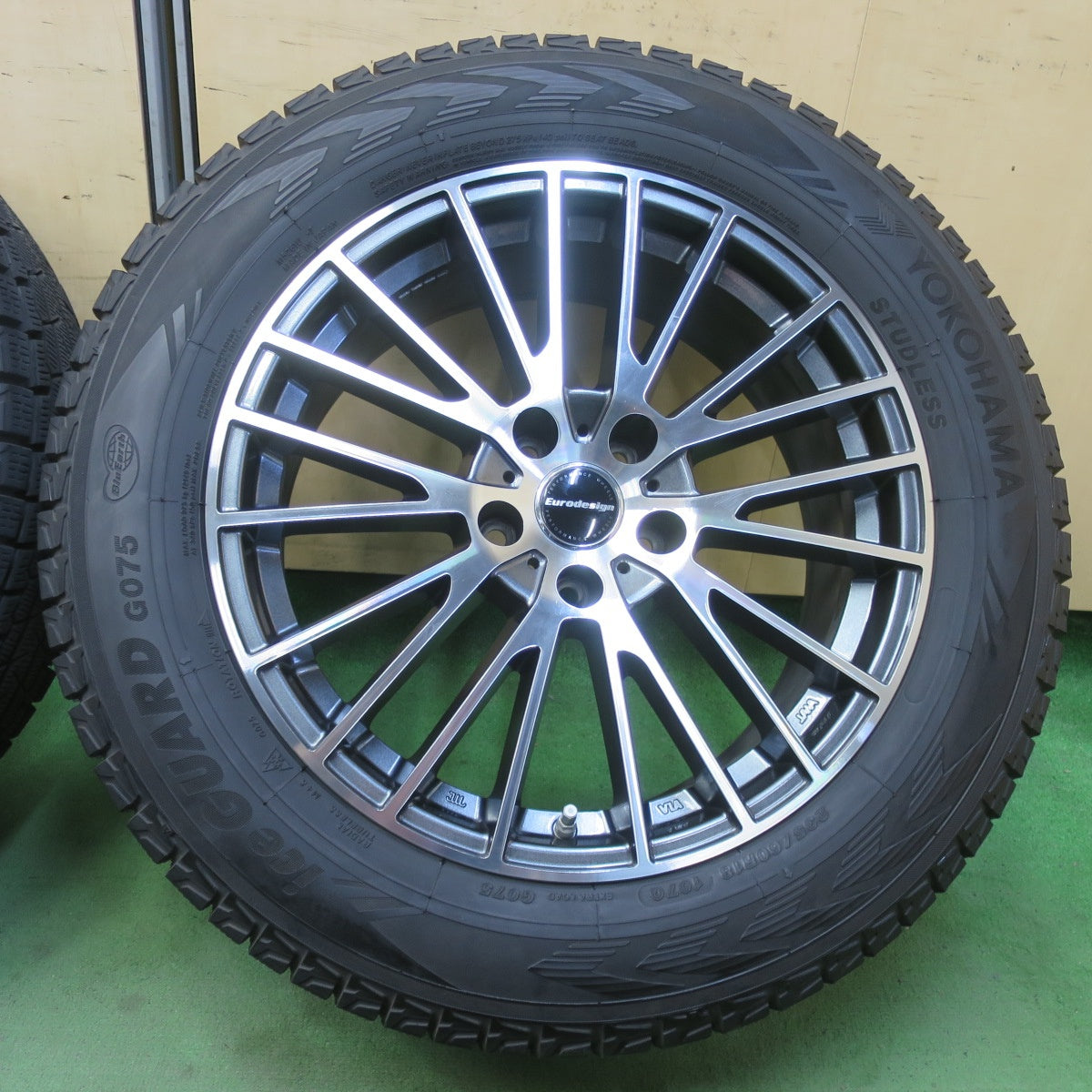 センサー付！バリ溝！23年！キレイ！9分★レクサス IS NX 等 Eurodesign CALWER 235/60R18 スタッドレス ヨコハマ アイスガード G075 ユーロデザイン カルヴァー 18インチ PCD114.3/5H★6040604イス