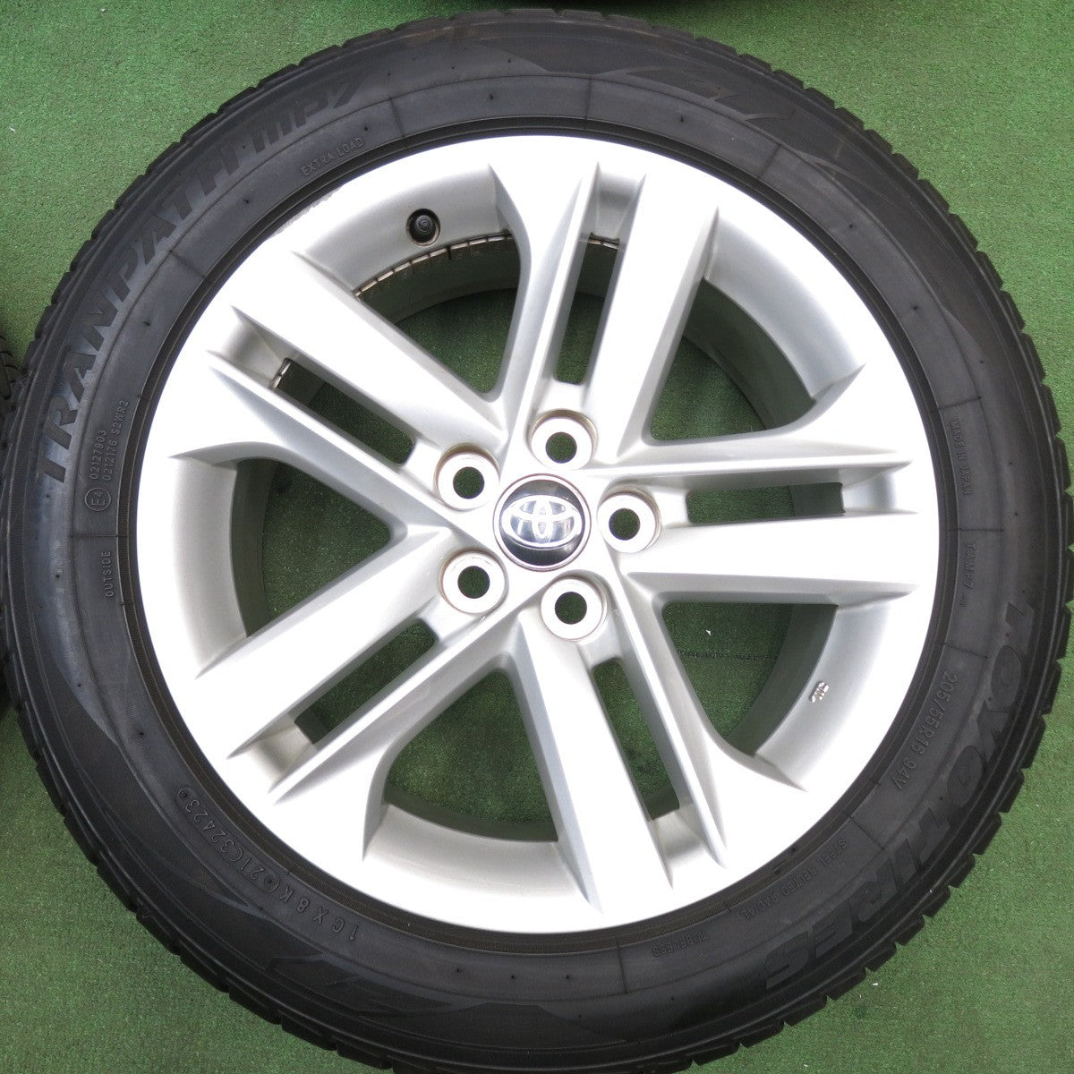 バリ溝！23年！9.5分★トヨタ カローラ スポーツ 純正 205/55R16 トーヨー トランパス MP7 16インチ PCD100/5H★6031403HAノ