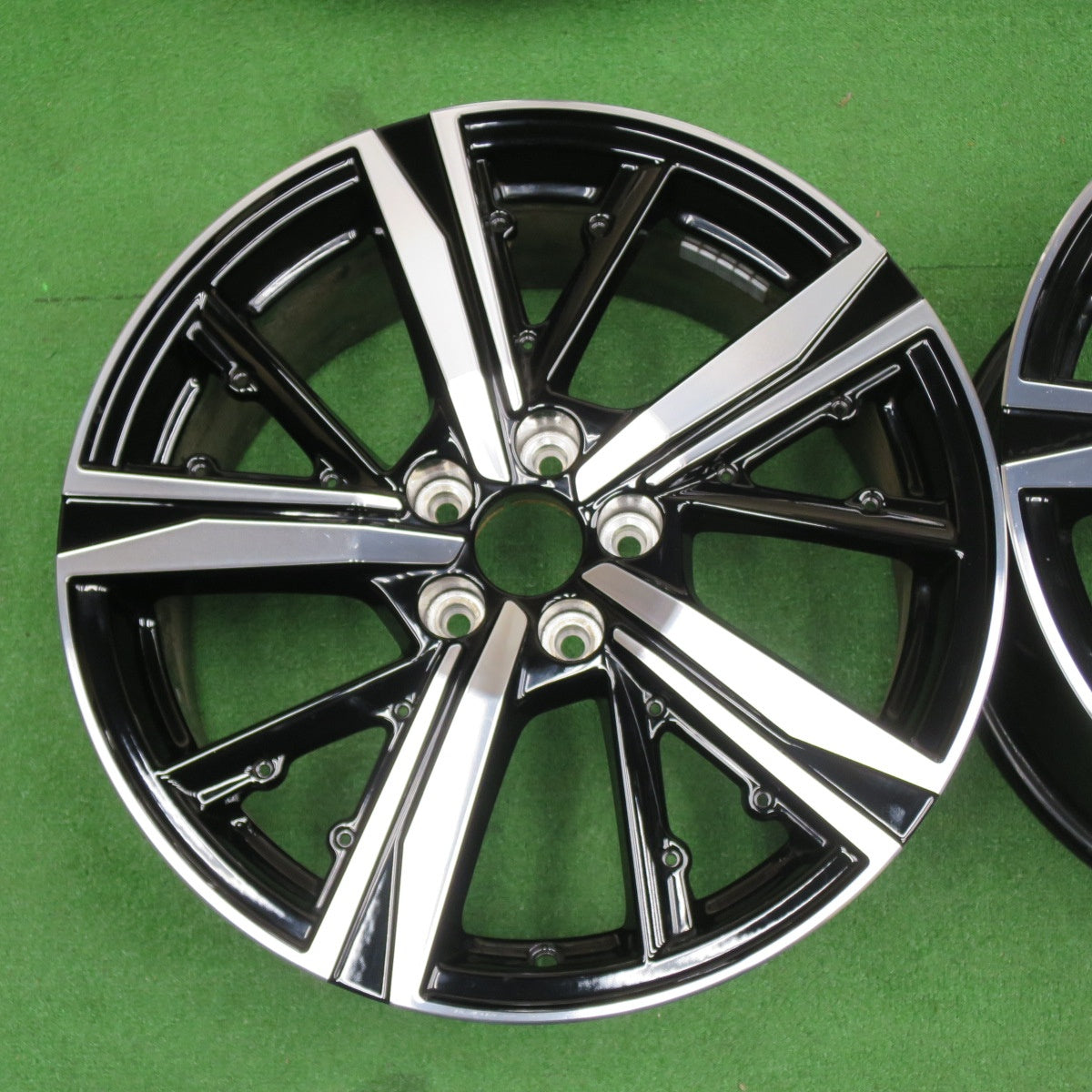 キレイ★プジョー 308 GT 純正 ホイール 18インチ 18×8J PCD108/5H★6060702NKホ