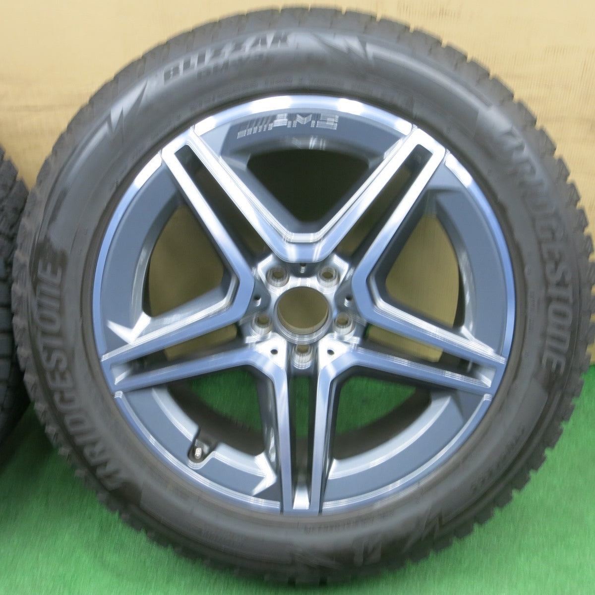 バリ溝！23年！キレイ！9.5分★ベンツ GLEクラス W167 純正 AMG 275/50R20 スタッドレス ブリヂストン ブリザック DM-V3 20インチ PCD112/5H★6020803NKス