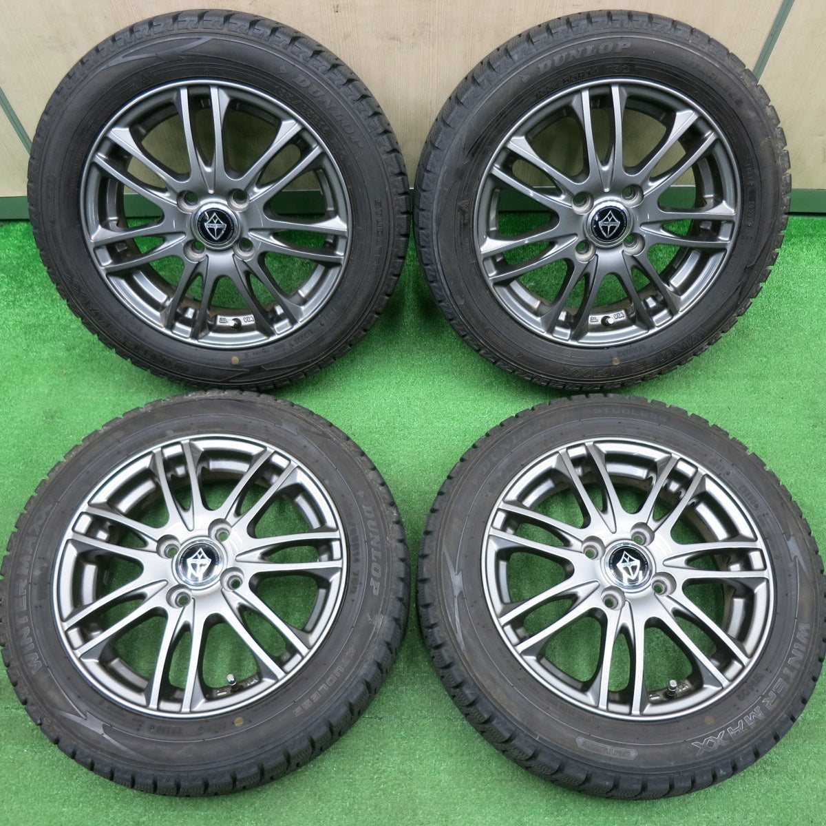 [送料無料] バリ溝！20年！キレイ！9分★スタッドレス 155/65R14 ダンロップ ウインターマックス WM02 VELVA ヴェルヴァ 14インチ PCD100/4H★4120903TNス