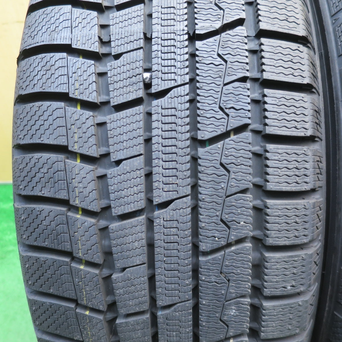 超バリ溝！23年！キレイ！ほぼ10分★トヨタ 80系 ハリアー 純正 225/55R19 スタッドレス トーヨー ウインター トランパス TX 19インチ PCD114.3/5H★6021401NJス