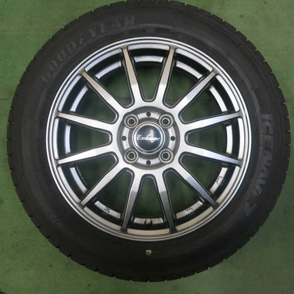 バリ溝！23年！キレイ！9.5分以上★スタッドレス 165/65R15 グッドイヤー アイスナビ7 Exchanger 15インチ 軽サイズ タフト ハスラー 等 PCD100/4H★5122402SKス