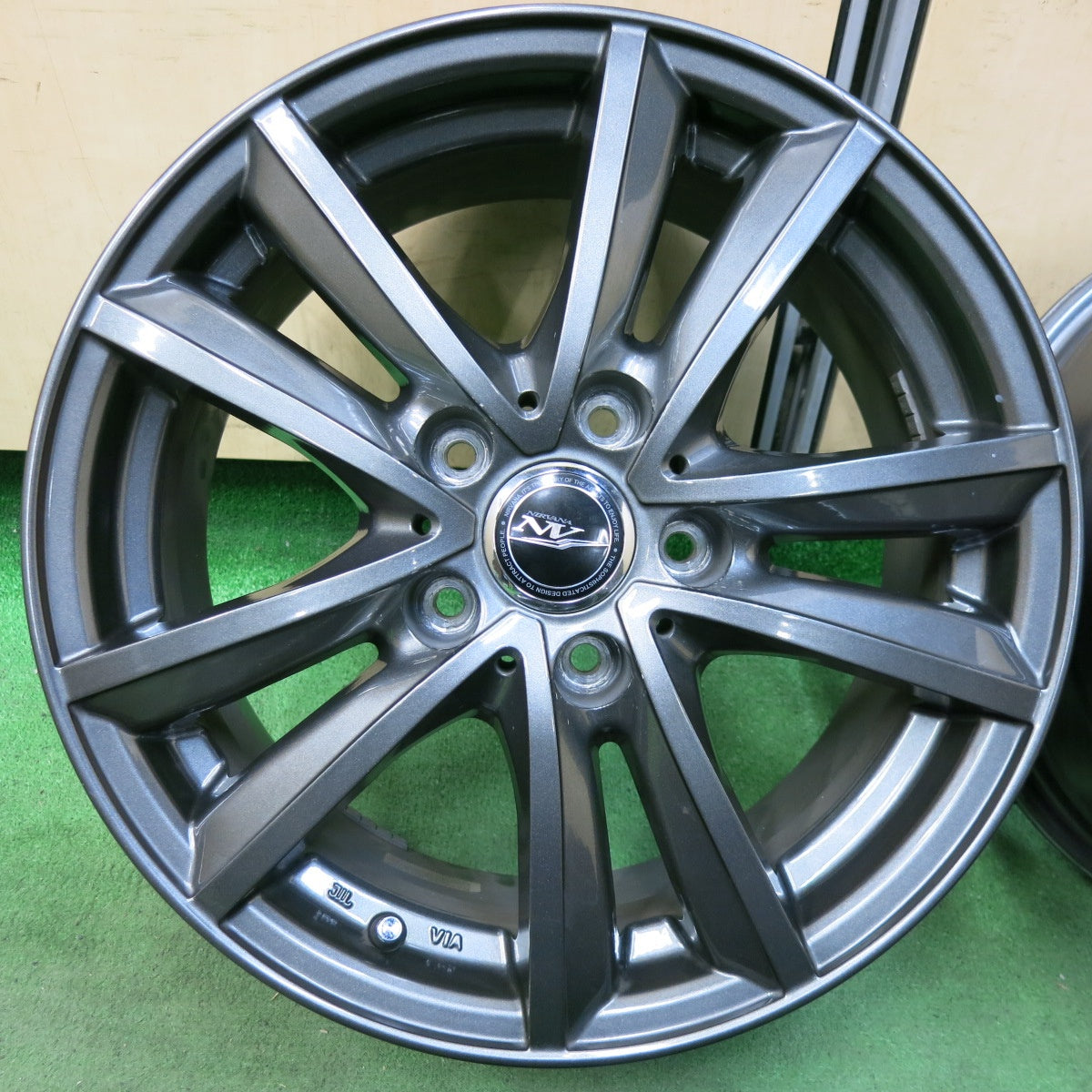[送料無料] キレイ★NIRVANA NV weds 16インチ ホイール 16×6.5J ニルバーナ ニルヴァーナ ウェッズ PCD114.3/5H★5012806SYホ