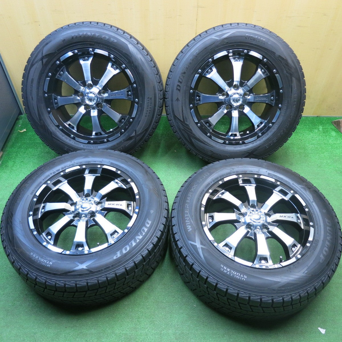 バリ溝！9分★グランドチェロキー 等 MKW MK-46 265/60R18 スタッドレス ダンロップ ウインターマックス SJ8 18インチ PCD127/5H★6010801HAス
