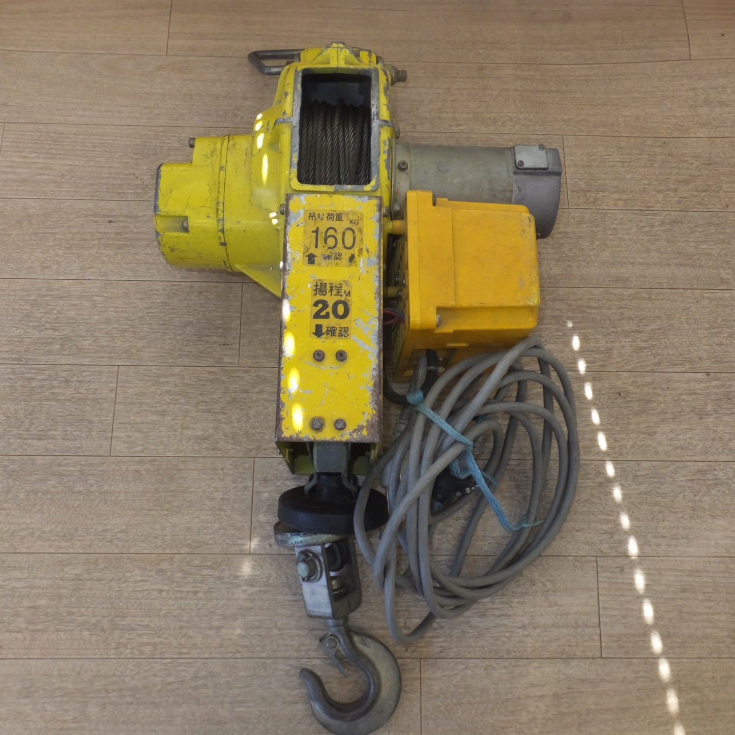 [送料無料] ★トーヨーコーケン TKK ベビーホイスト BH-400　吊り荷重 160kg 揚程 20M　AC100V 50/60Hz★