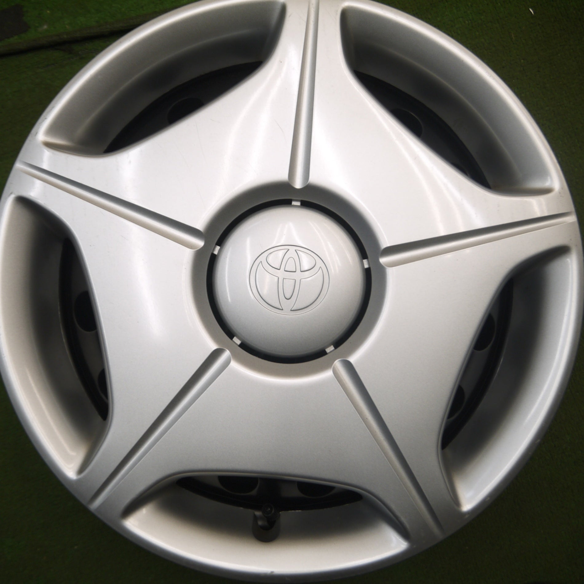 C137 15x6J 5穴 スチールホイール 15インチ 4本 エスティマ 等 C137 15x6J 5穴 スチールホイール 15インチ 4本 エスティマ 等 - メルカリ