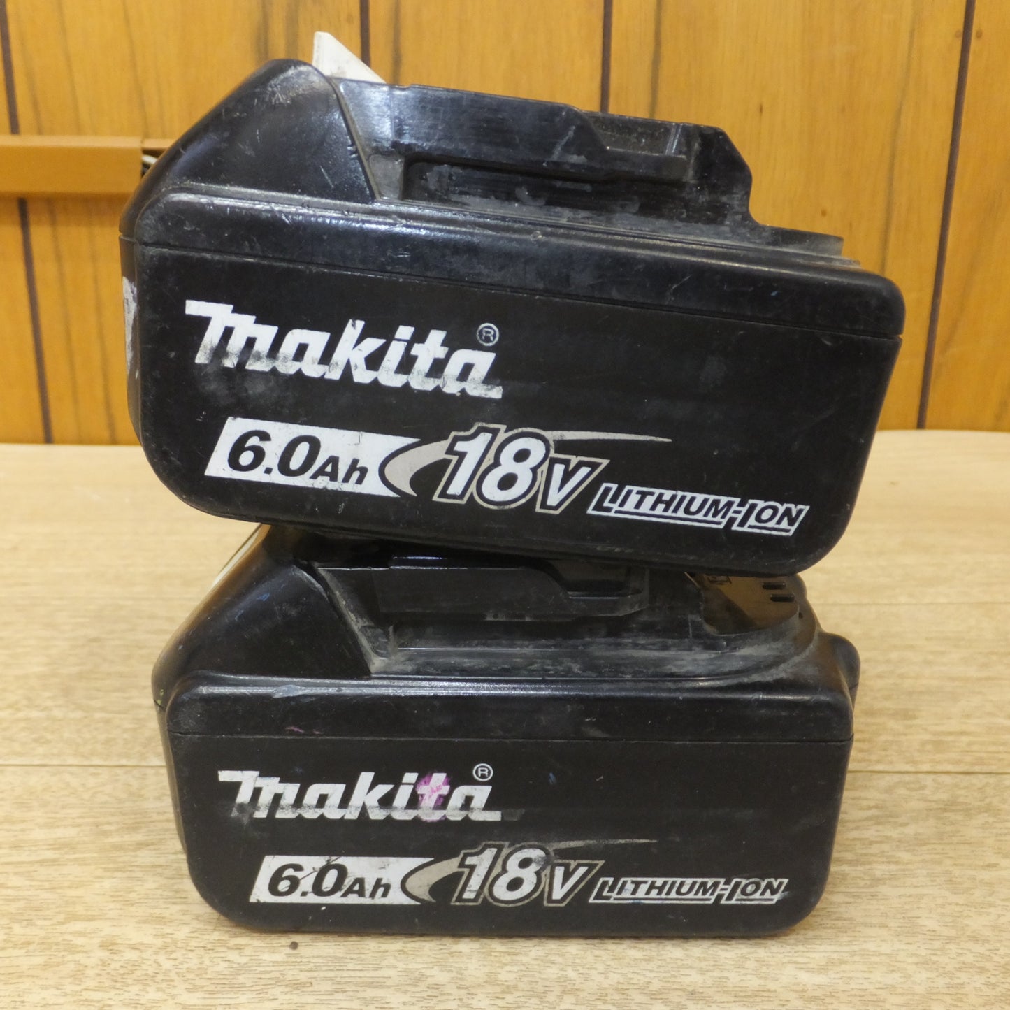 [送料無料] 現状品★マキタ makita 充電式インパクトドライバ TD171D　バッテリ BL1860B 2個　セット★
