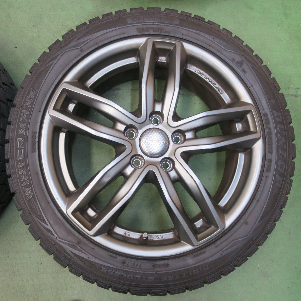 バリ溝！9.5分◎ボルボ 等 EUROTECH GAYA5 215/50R17 スタッドレス ダンロップ ウインターマックス WM01 ユーロテック ガヤ5 17インチ PCD108/5H◎6071102イス