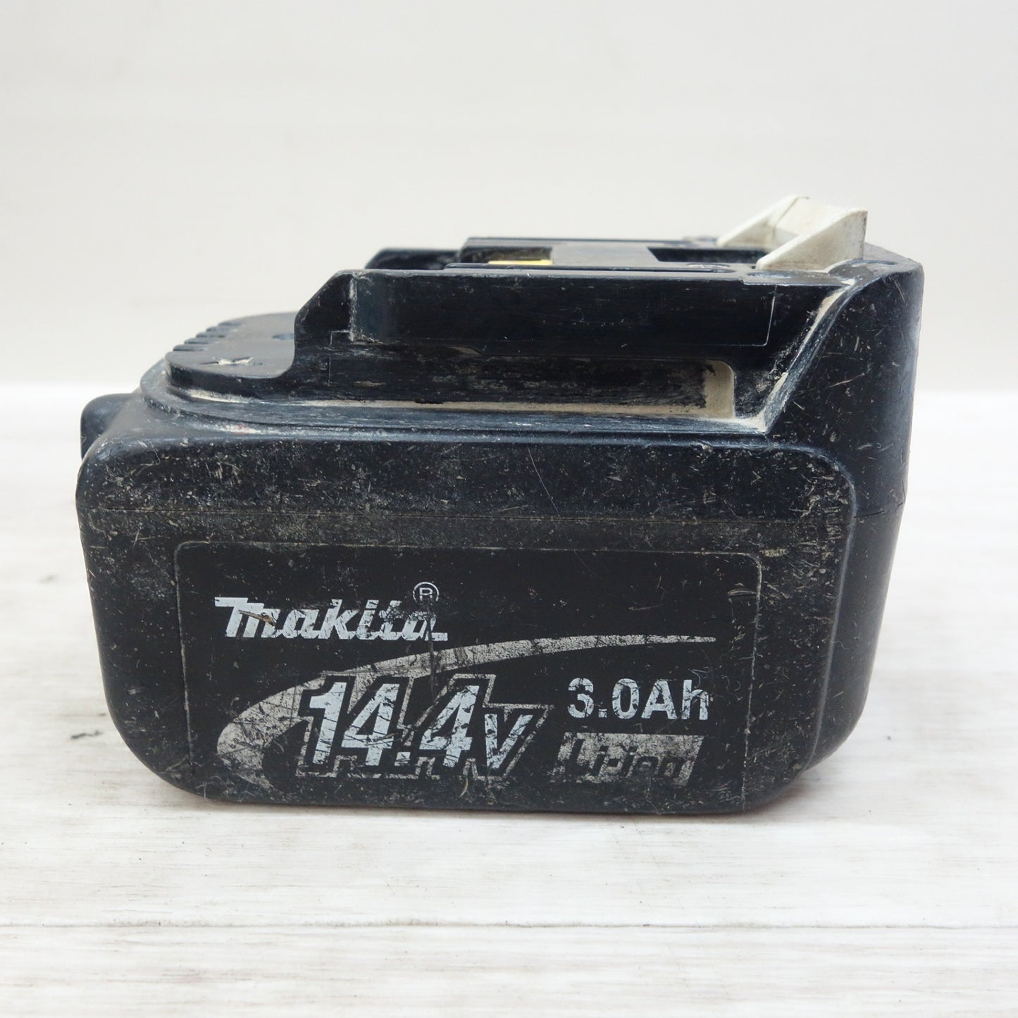 [送料無料] 3点まとめ売り☆マキタ Li-ion リチウム イオン バッテリー BL1430 DC14.4V 3.0Ah 44Wh 電動 工具☆