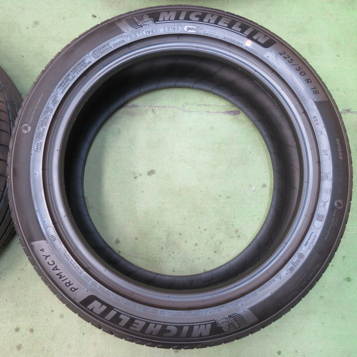 新車外し！25年★225/50R18 ミシュラン プライマシー4 PRIMACY4 タイヤ 18インチ レクサス UX カローラクロス ヴェゼル エリシオン C-HR 等★6021002イノタ