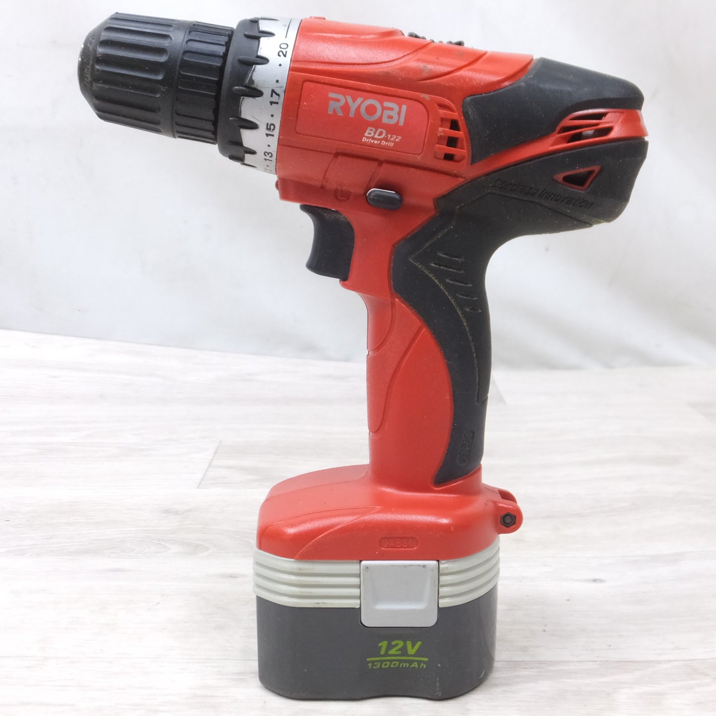 [送料無料] バッテリー2個◆リョービ RYOBI 充電式 ドライバ ドリル 12V BD-122 ケース 充電器 付き 電動 工具◆