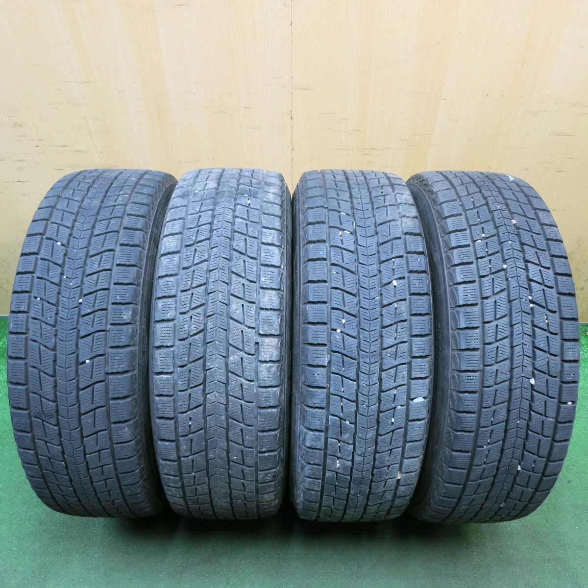 バリ溝！9分◎スバル BS9 レガシィ アウトバック 純正 225/60R18 スタッドレス ダンロップ ウインターマックス SJ8 18インチ PCD114.3/5H◎6100804HAス