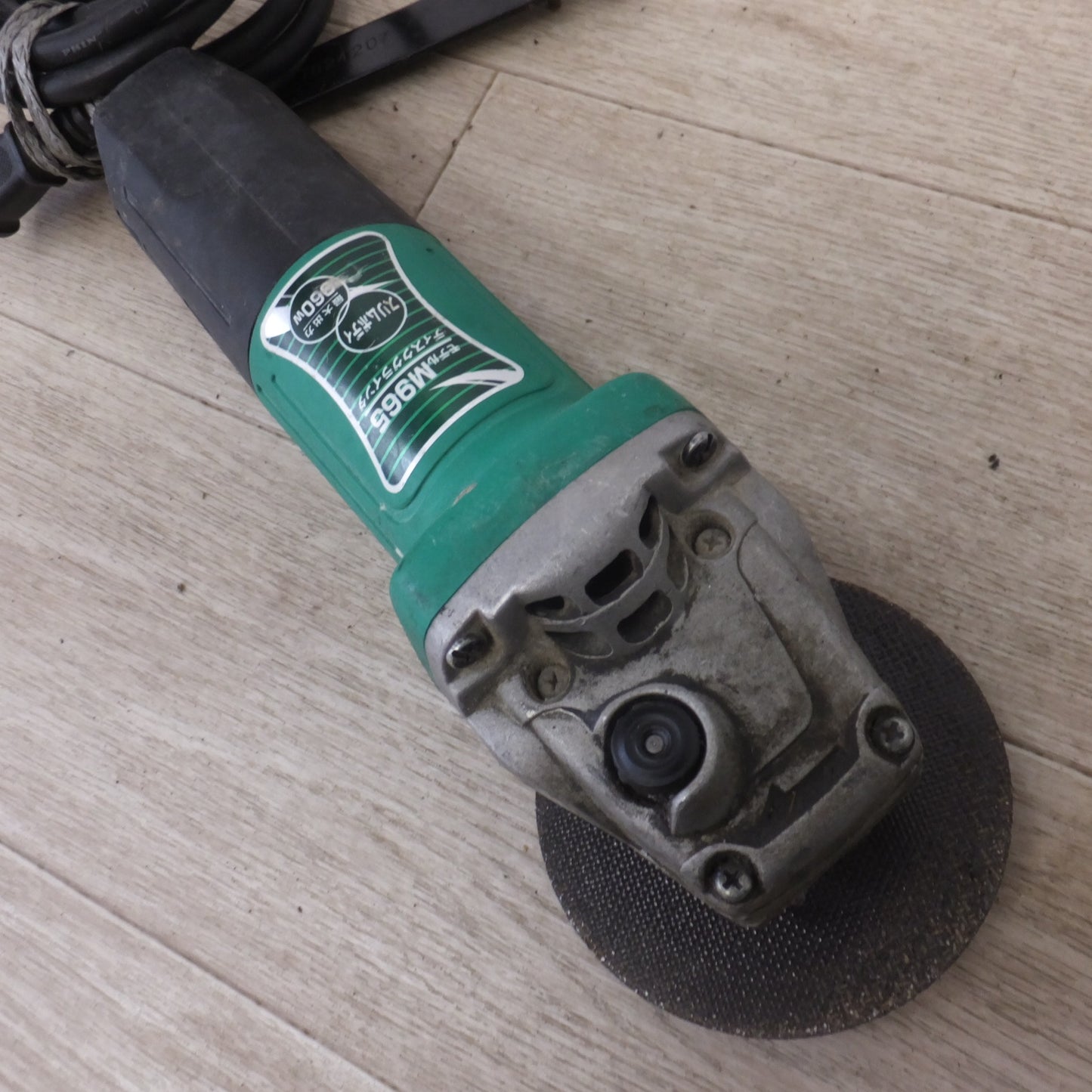 [送料無料] ★マキタ makita 100mm ディスクグラインダ M965　100V～ 7.4A 50-60Hz 720W★