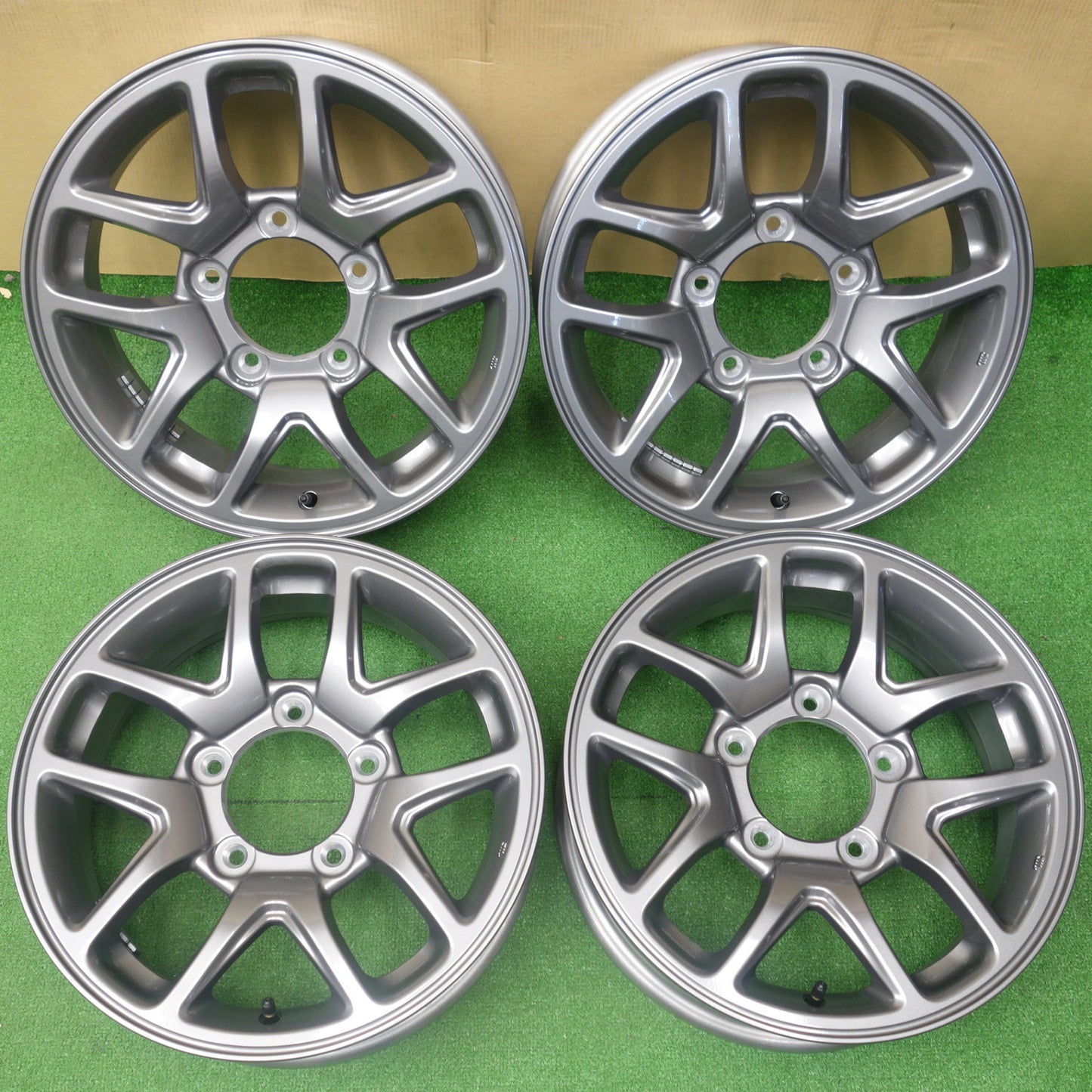 新車外し★スズキ JB64 ジムニー 純正 ホイール 16インチ 16×5.5J PCD139.7/5H★6062605KTホ