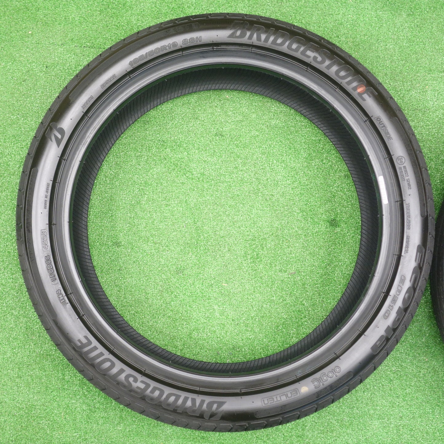 新車外し！25年★60系 プリウス 等 195/50R19 ブリヂストン エコピア EP510 タイヤ 19インチ★5122211KTノタ