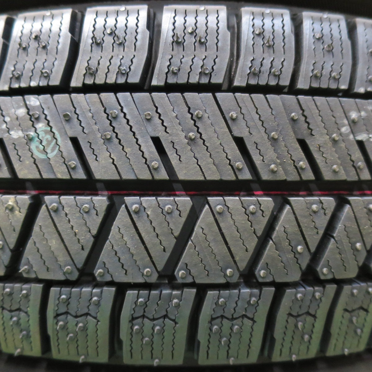 [送料無料] 未使用！24年★スタッドレス 155/65R14 ブリヂストン ブリザック VRX3 BALMINUM バルミナ 14インチ PCD100/4H★4122702イス