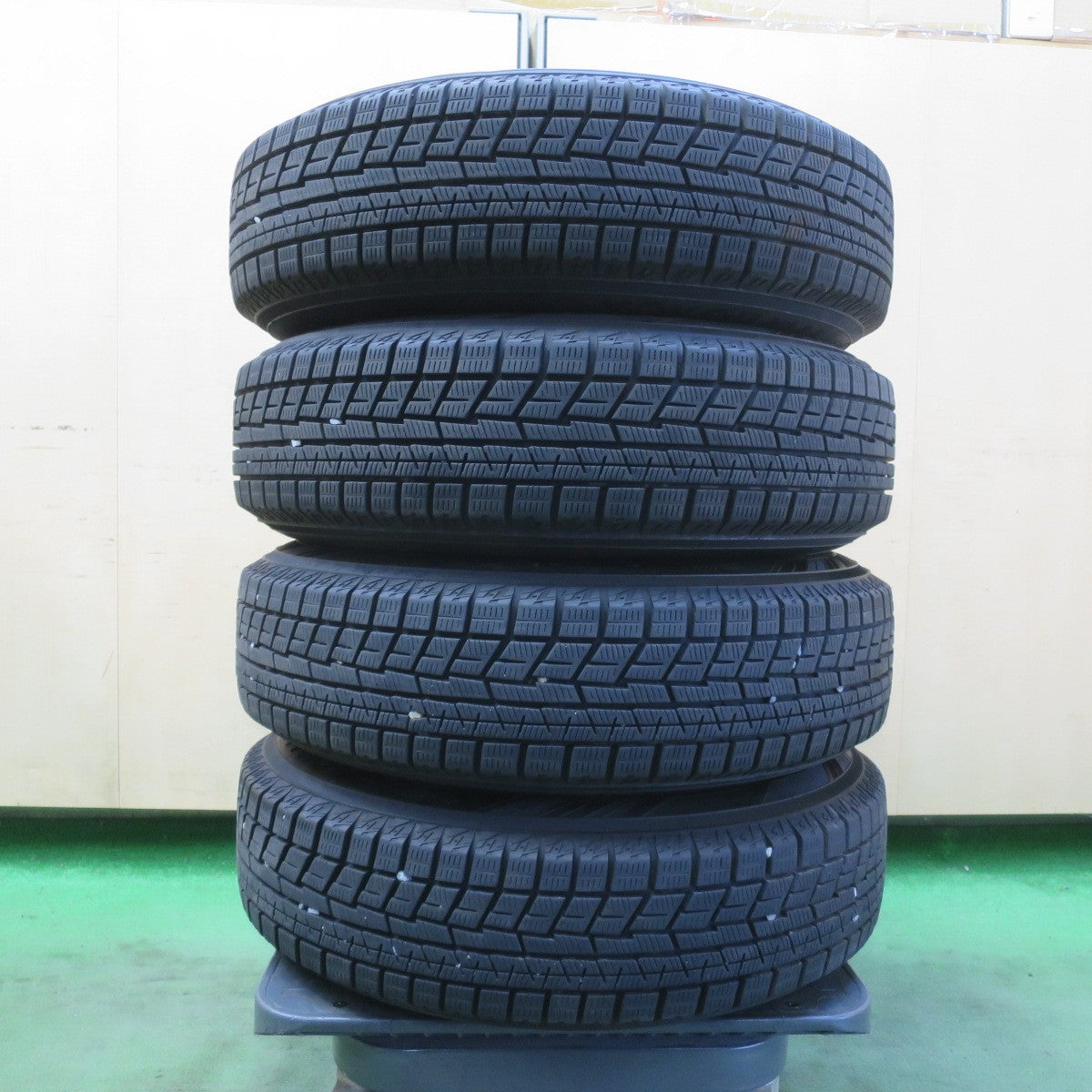 バリ溝！22年！8.5分★スタッドレス 155/80R13 ヨコハマ アイスガード iG60 GRASS グラス 13インチ PCD100/4H★6042802イス