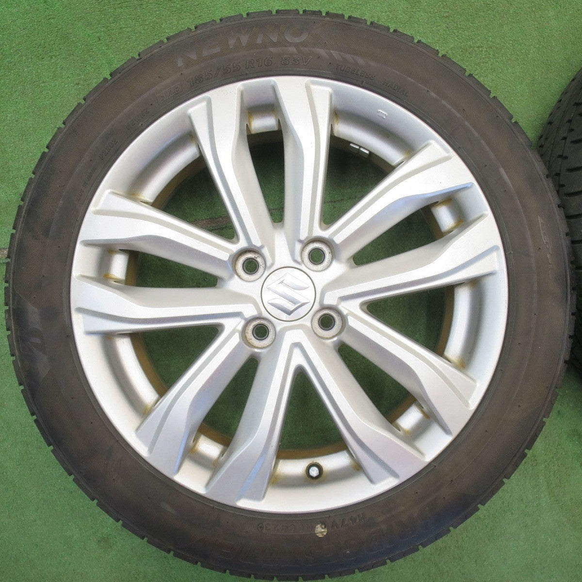 バリ溝！23年！9.5分★スズキ スイフト 純正 185/55R16 ブリヂストン NEWNO ニューノ 16インチ PCD100/4H★6051002NJノ