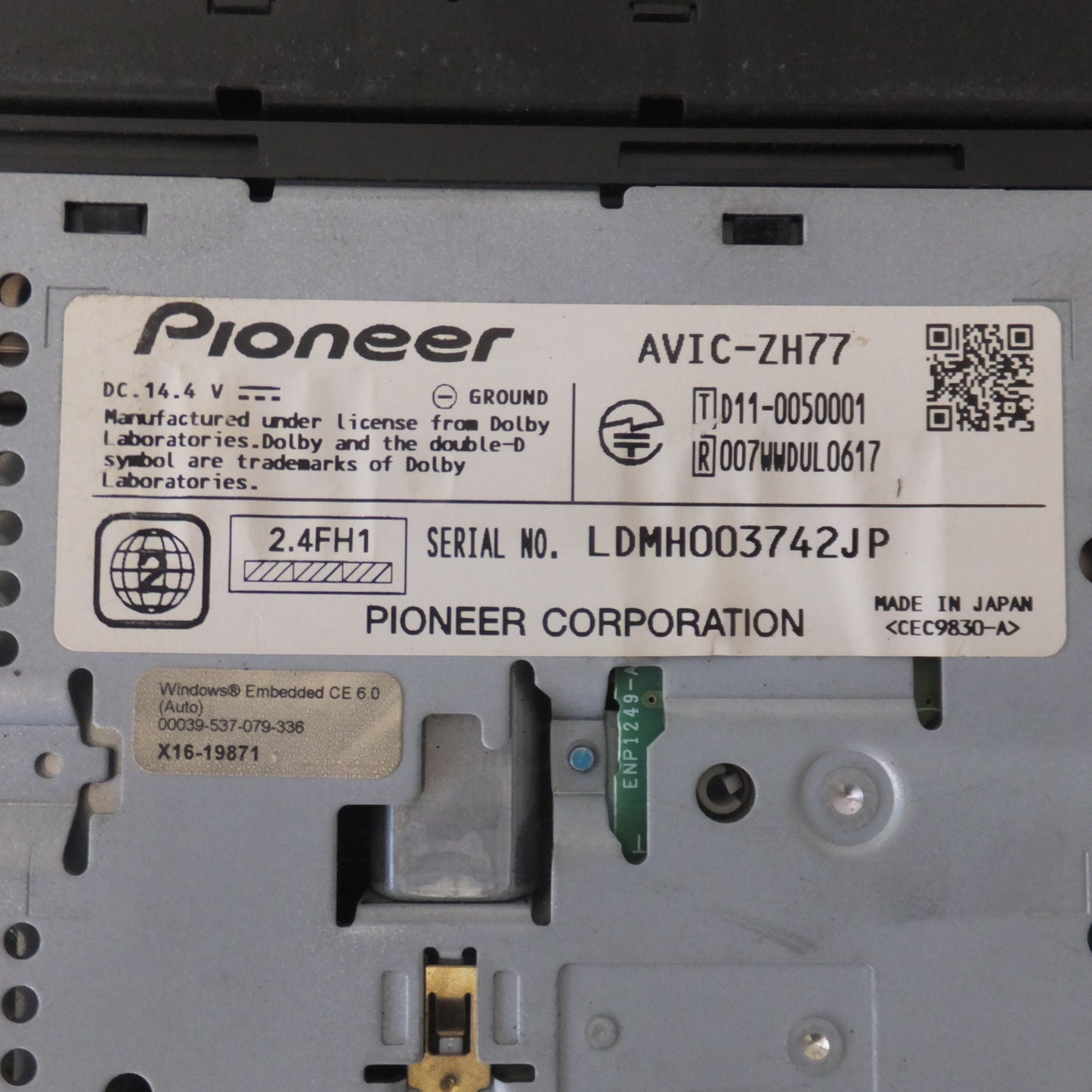 [送料無料] ★カロッツェリア carrozzeria AV一体型HDDナビゲーション サイバーナビ AVIC-ZH77[10]★