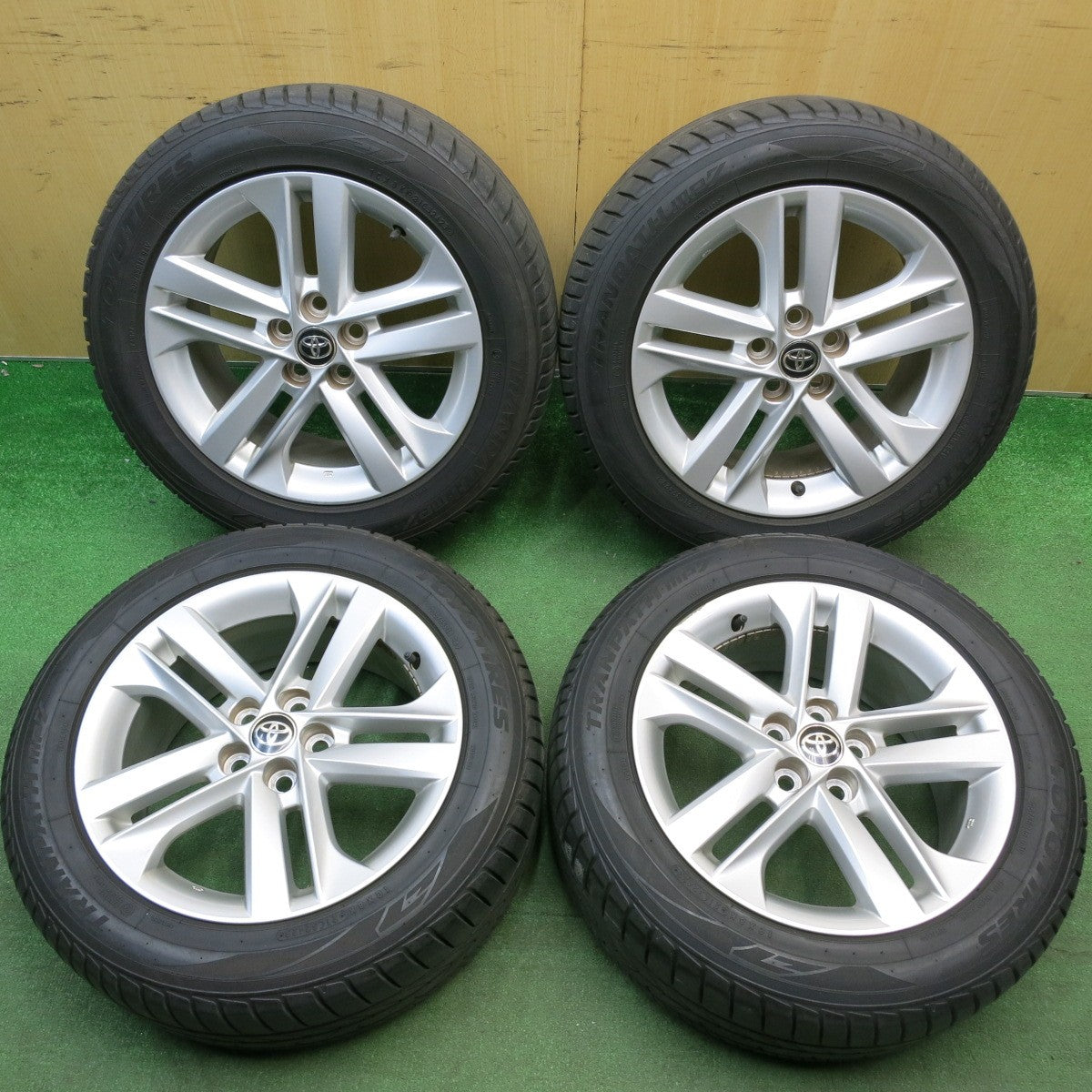 バリ溝！23年！9.5分★トヨタ カローラ スポーツ 純正 205/55R16 トーヨー トランパス MP7 16インチ PCD100/5H★6031403HAノ